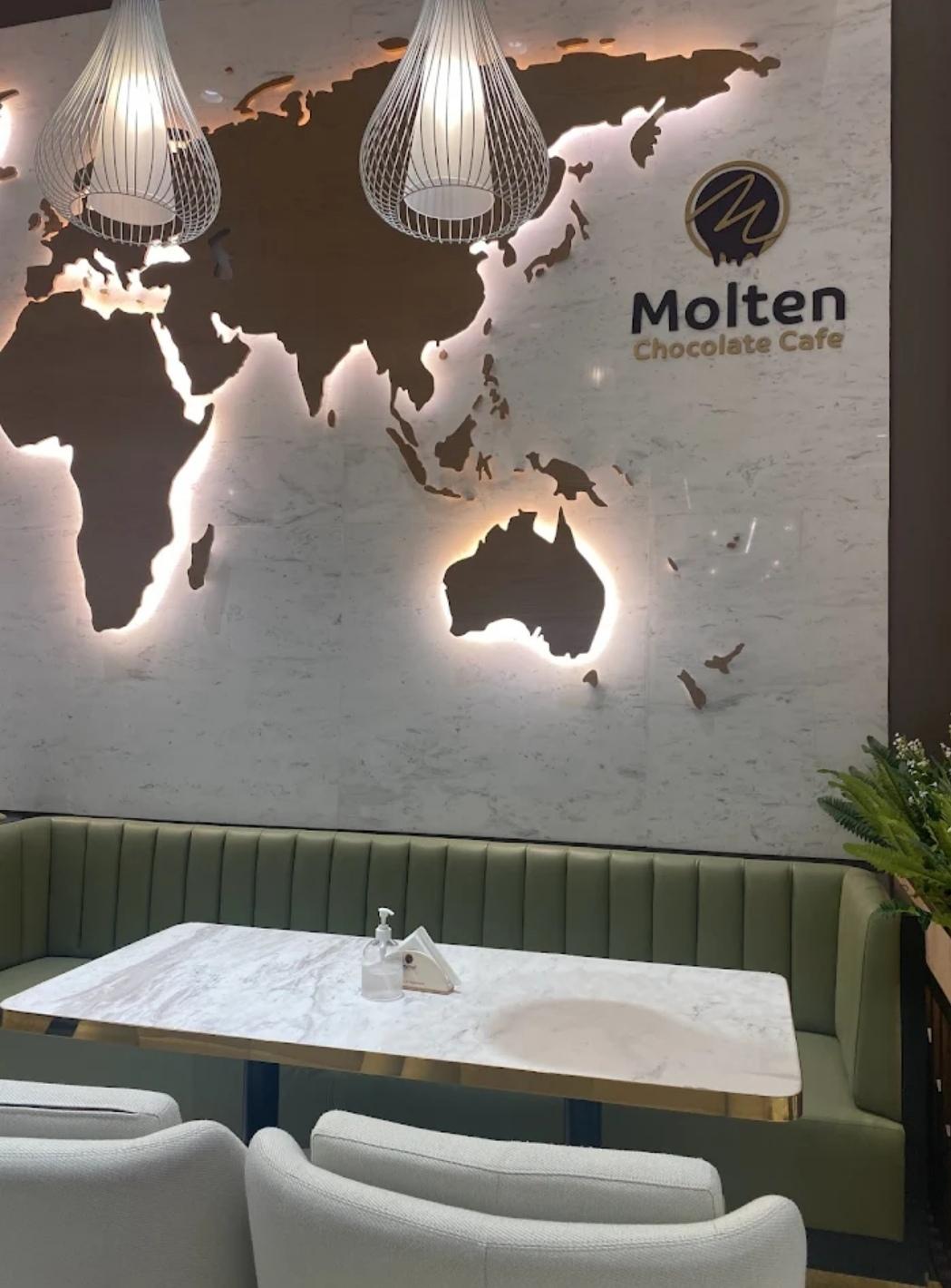 Molten Cafe - Image 4